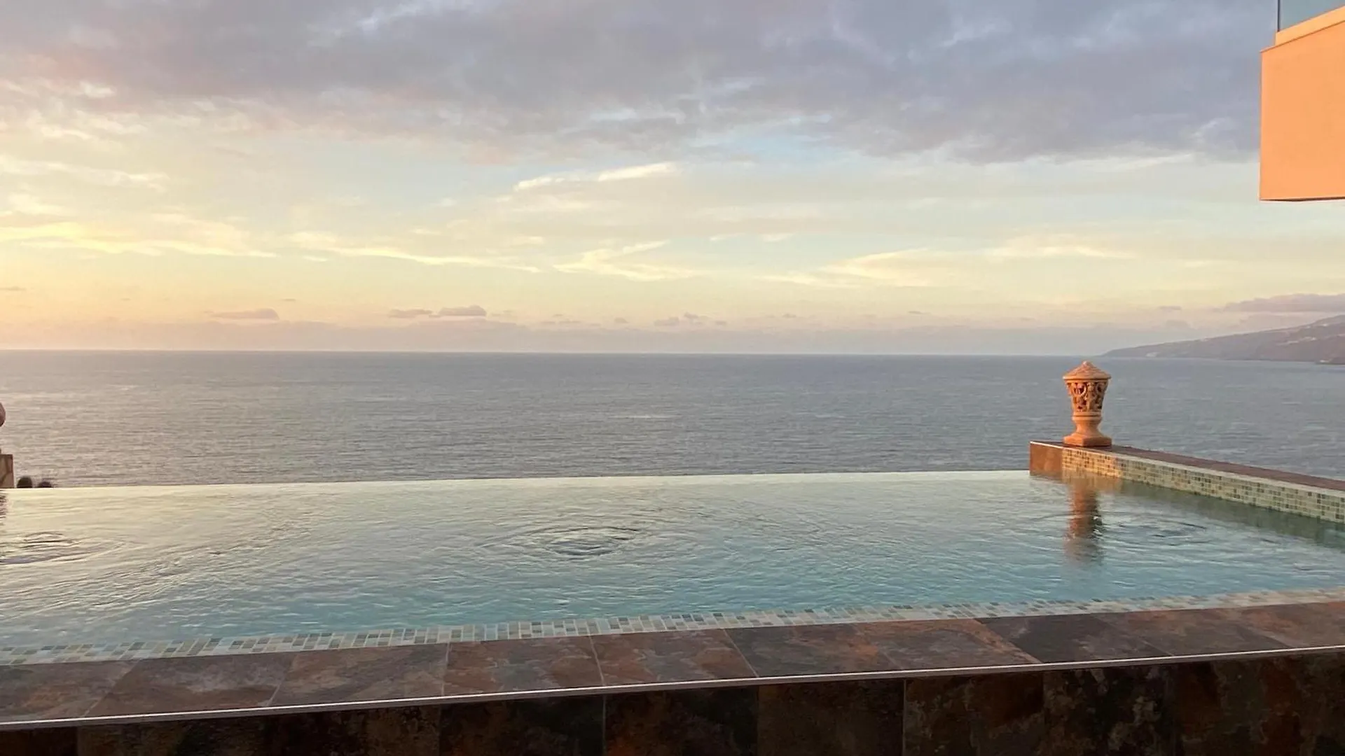 Villa Oasis La Paz - Bencomo Apartment - Adults Only location